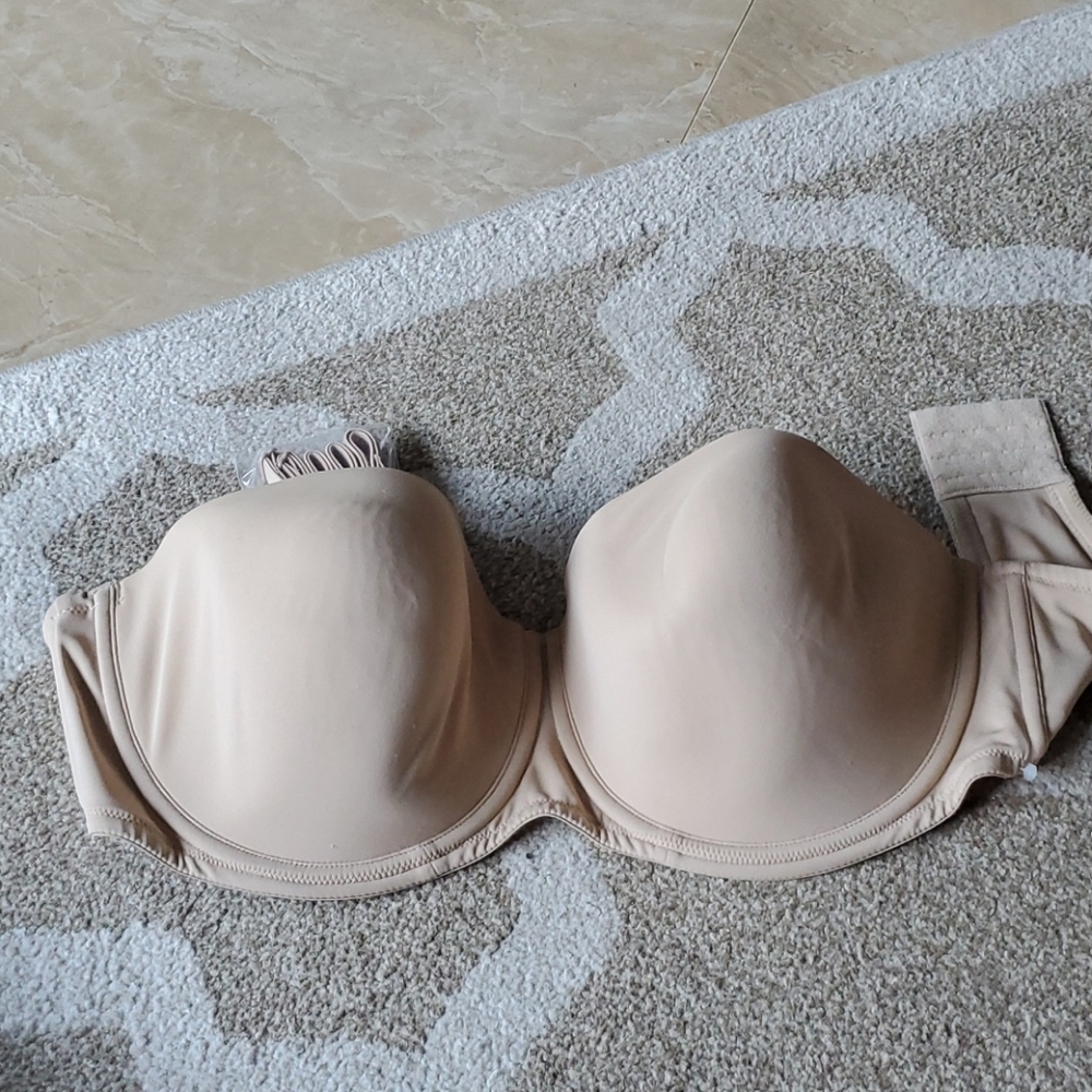 Nwot!! Bali underwire w/padding